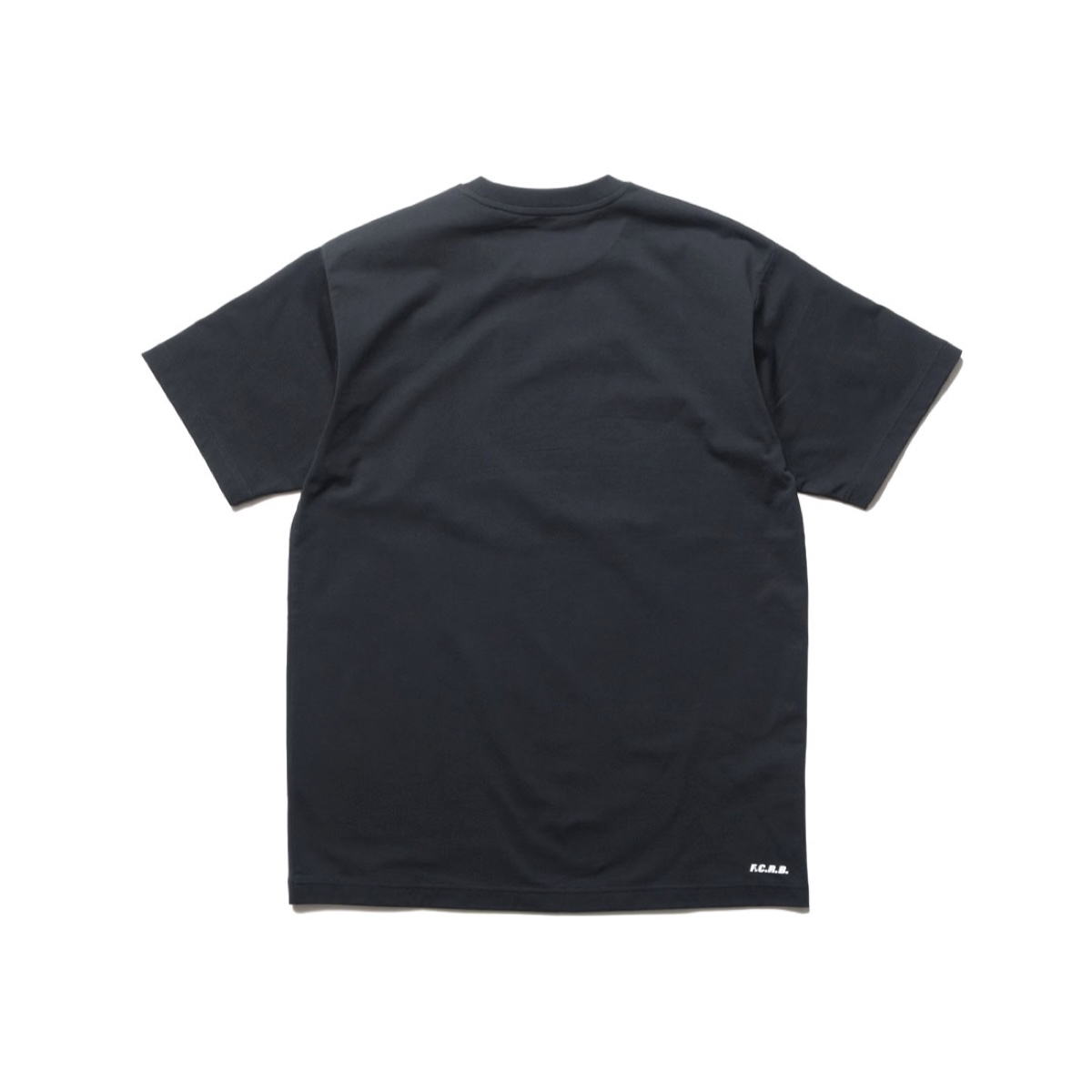 F.C. Real Bristol ブラックスウェットシャツ F.C.Real Bristol（エフシーレアルブリストル）の「HALF ZIP